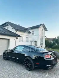 2012 Ford MUSTANG