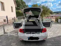2012 Volkswagen BEETLE