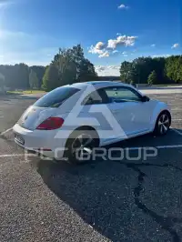 2012 Volkswagen BEETLE