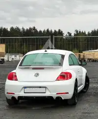 2012 Volkswagen BEETLE