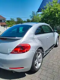 2012 Volkswagen BEETLE