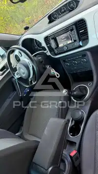 2012 Volkswagen BEETLE
