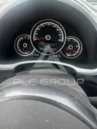2012 Volkswagen BEETLE