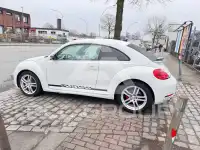 2012 Volkswagen BEETLE