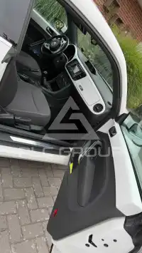 2012 Volkswagen BEETLE