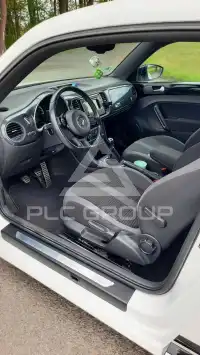 2012 Volkswagen BEETLE
