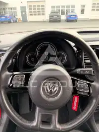 2012 Volkswagen BEETLE