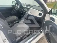 2012 Volkswagen BEETLE
