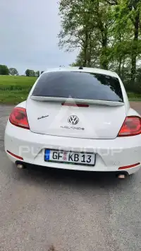 2012 Volkswagen BEETLE