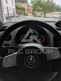 2012 Volkswagen BEETLE