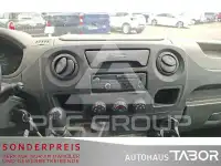 2012 Renault Master
