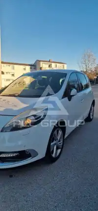 2012 Renault Scenic