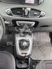 2012 Renault Grand Scenic