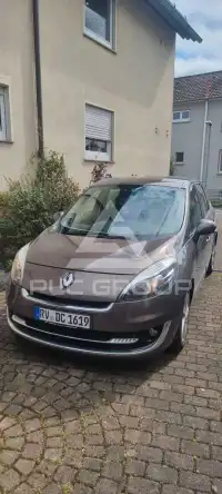 2012 Renault Grand Scenic