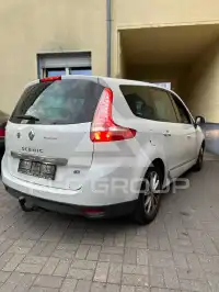 2012 Renault Grand Scenic