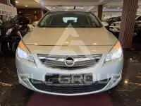 2012 Opel Astra