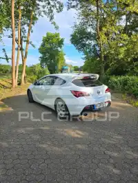 2012 Opel Astra