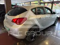 2012 Opel Astra
