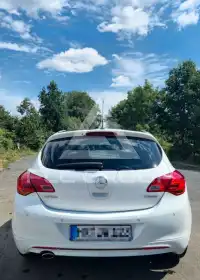 2012 Opel Astra