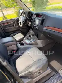 2013 Mitsubishi PAJARO