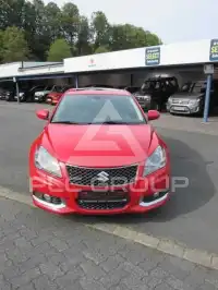 2013 Suzuki KIZASHI