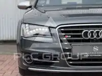 2013 Audi S8