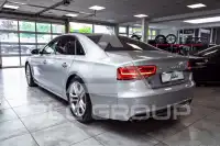 2013 Audi S8