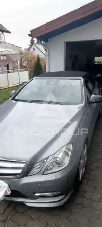 2013 Mercedes Benz E 200
