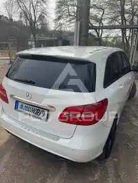 2013 Mercedes Benz B 180