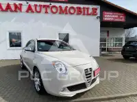 2013 Alfa Romeo Mito