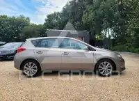 2013 Toyota AURIS