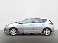 2013 Toyota AURIS