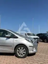 2013 Toyota YARIS