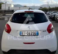 2013 Peugeot 208