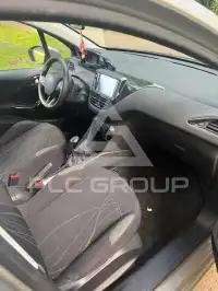 2013 Peugeot 208