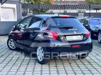 2013 Peugeot 208