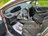 2013 Peugeot 208