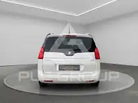 2013 Peugeot 5008
