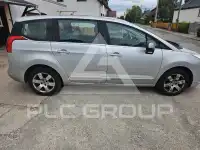 2013 Peugeot 5008