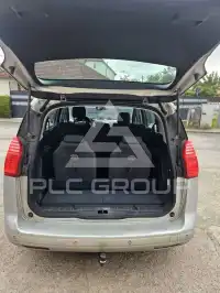 2013 Peugeot 5008