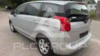 2013 Peugeot 5008