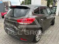 2013 KIA Carens