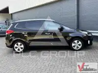 2013 KIA Carens
