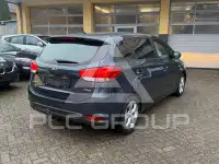 2013 KIA Carens
