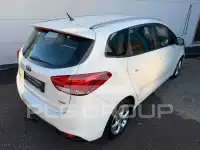 2013 KIA Carens
