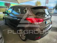 2013 KIA Carens