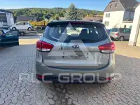 2013 KIA Carens