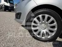 2013 Ford FIESTA