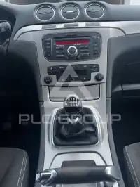 2013 Ford GALAXY