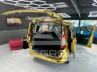2013 Ford Tourneo